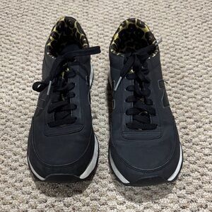 New Balance Black and White Women's Shoes